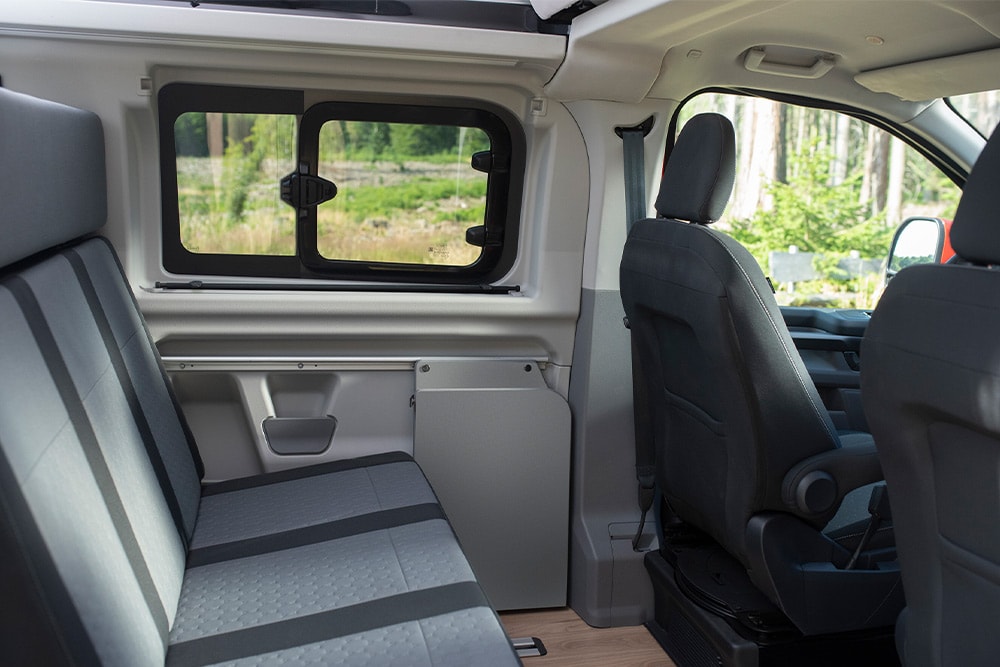 Ford Explorer® driving on a motorway with assist features engaged
