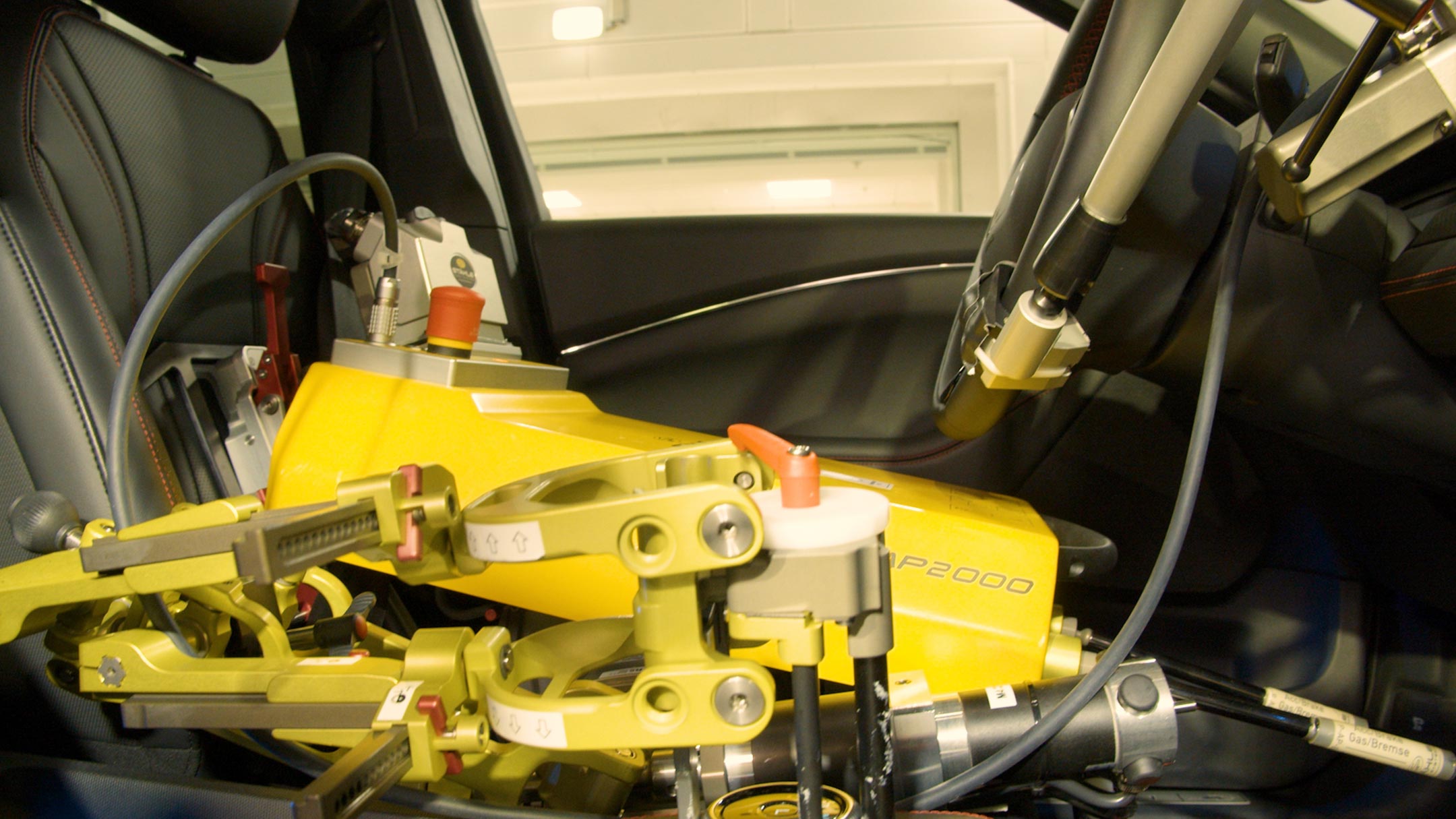 Roboter testen Fahrzeuge unter härtesten Bedingungen
