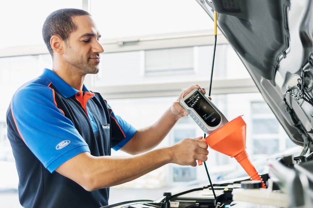 Ford Kühlmittel-Service