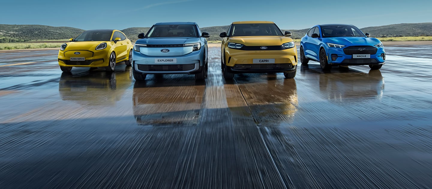 Ford-Elektroautos, darunter der Ford Puma Gen-E, der Ford Explorer, der Ford Capri und der Ford Mustang Mach-E.