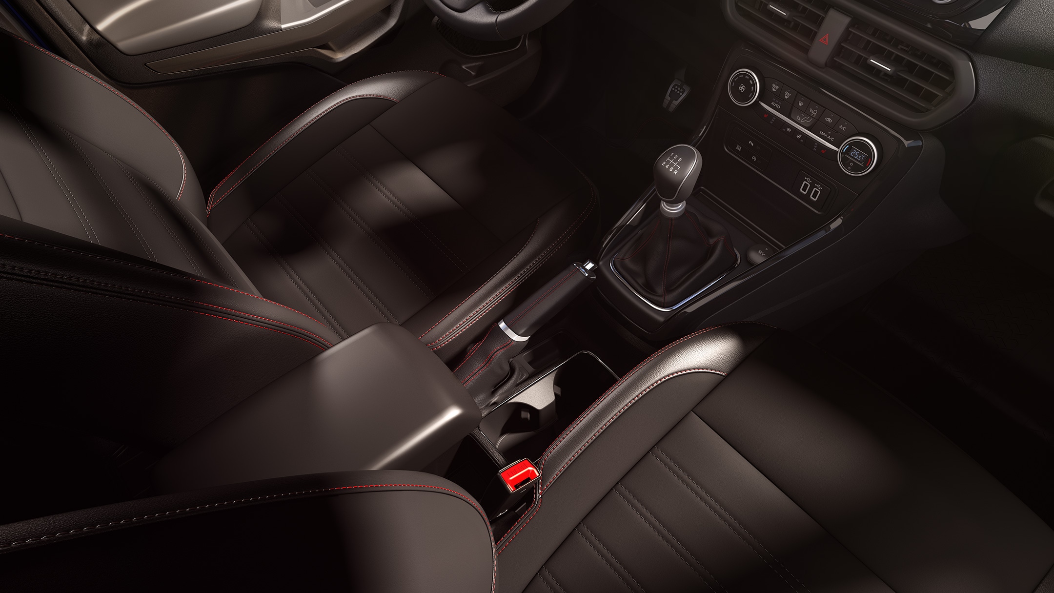 Ford EcoSport Innenansicht. Vordersitze, Schaltknüppel und Klimaanlage