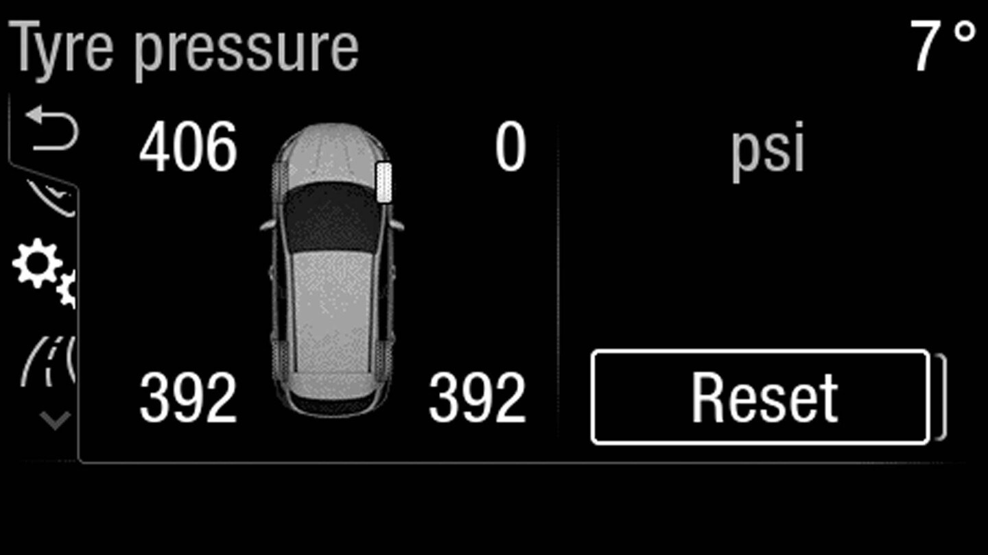 Ford EcoSport Detailansicht des Bordcomputerdisplays mit Reifendruck