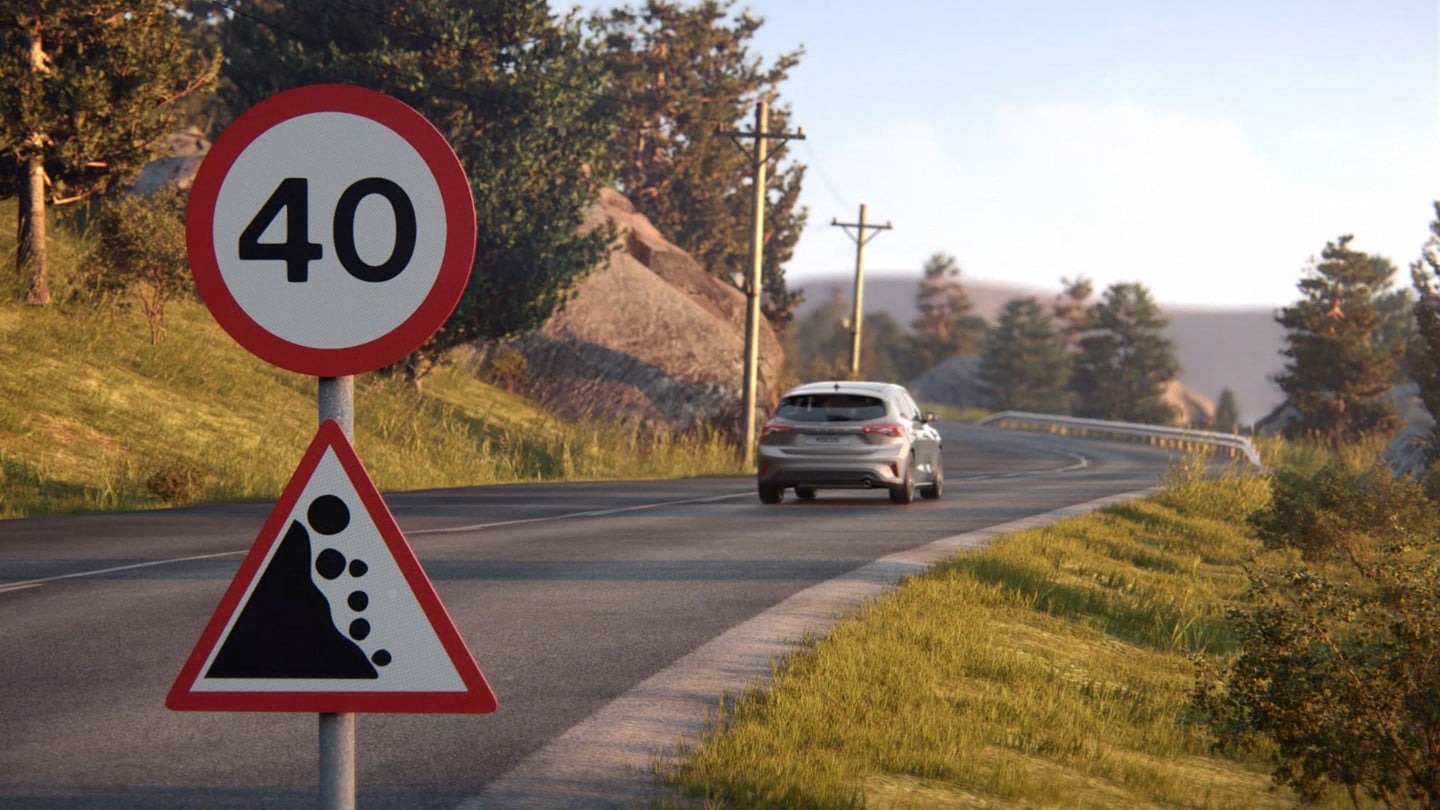 Ford Focus ST - Verkehrsschilderkennung.