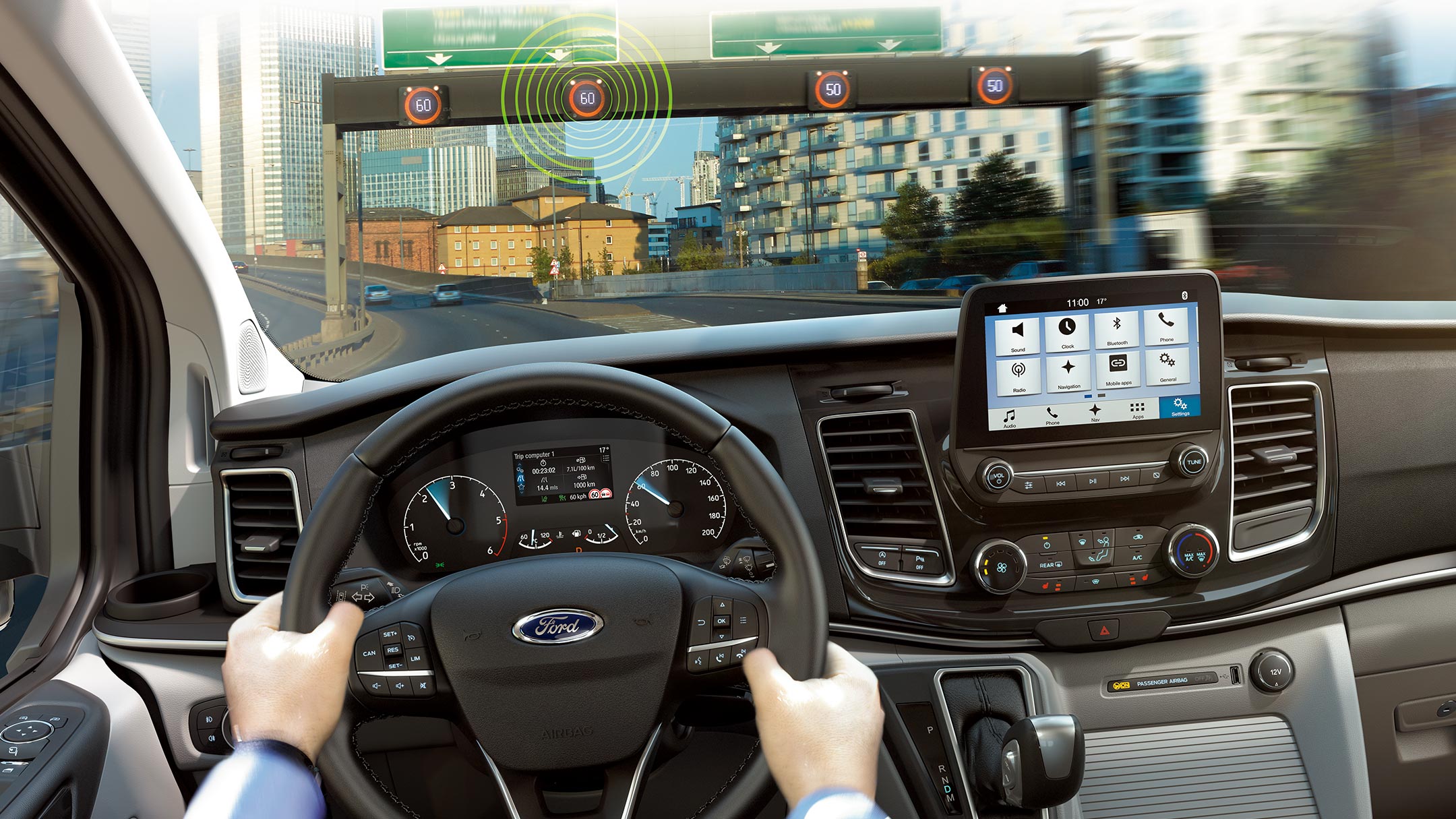 Ford Tourneo Custom Innenraumschuss Lenkrad und Armaturenträger mit Display