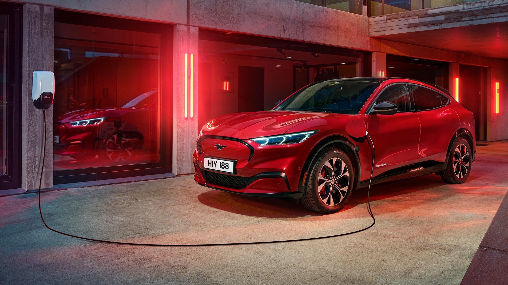 Der Neue Ford Mustang Mach E Vollelektrisches Suv Ford De
