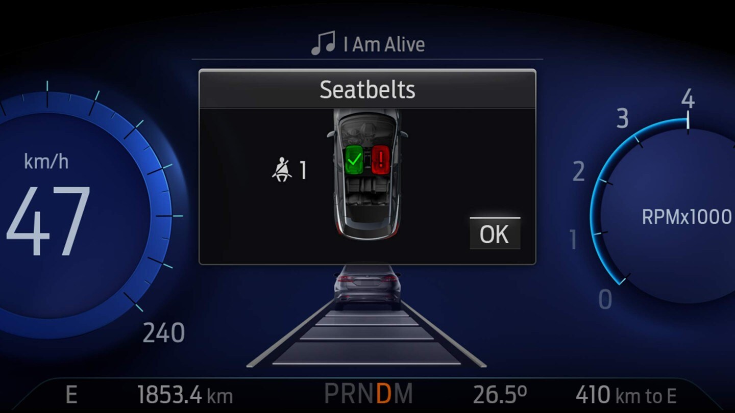 Ford Puma. Detailansicht digitale Instrumententafel mit aktiver Anschnall-Warnung