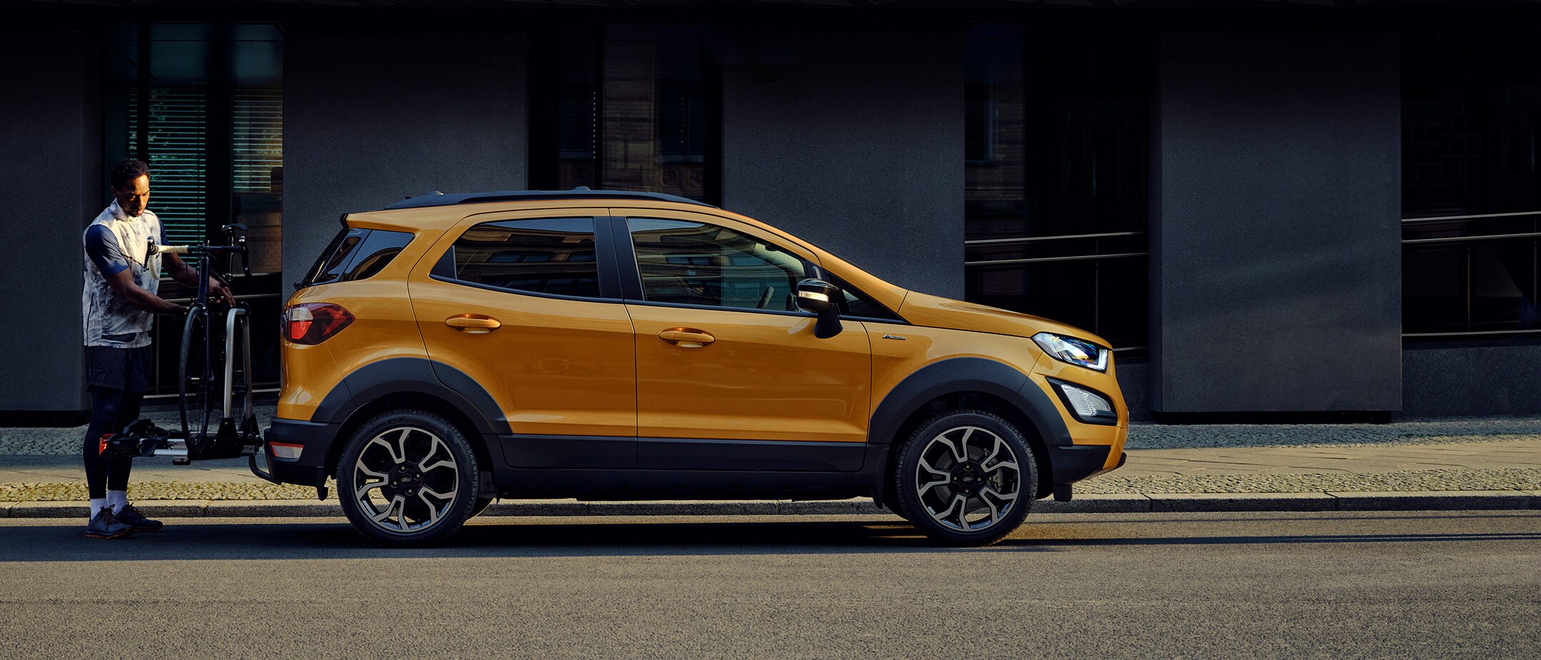 Ford EcoSport Active side view