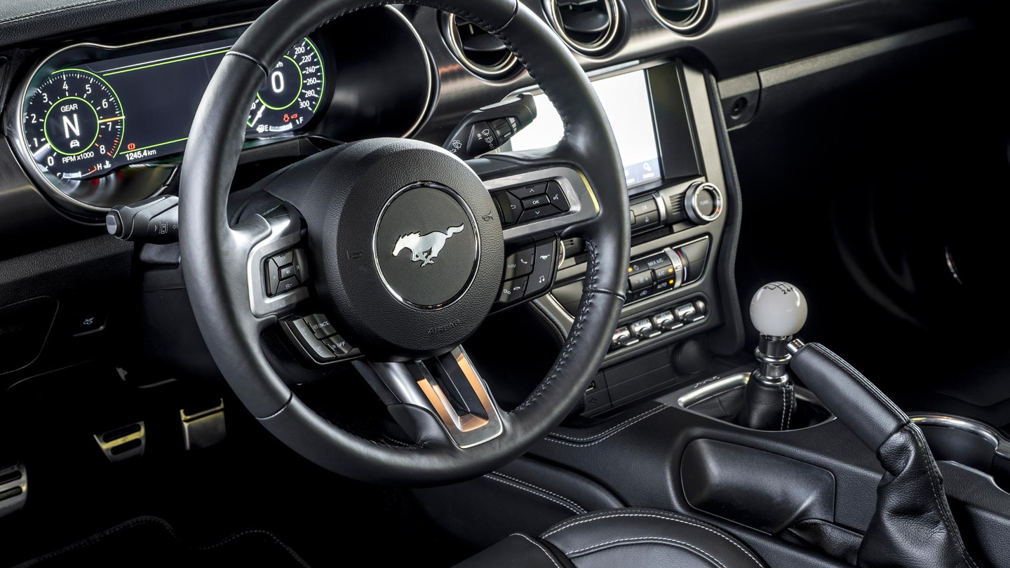Ford Mustang. Detailansicht des Lenkrads