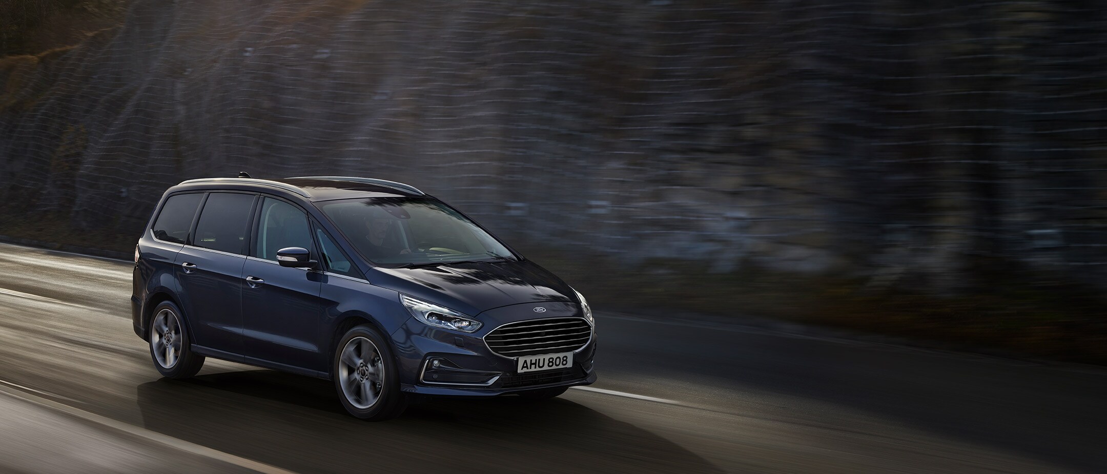 Ford Galaxy interior cabin view