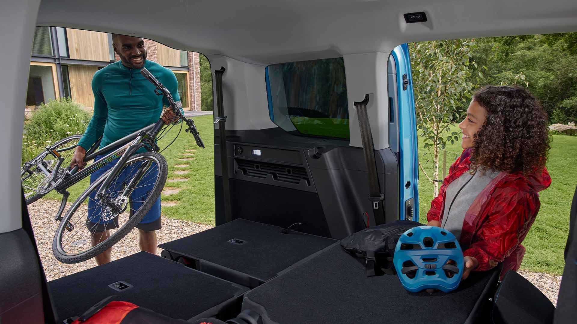 Ford Tourneo Connect Innenansicht mit flexiblen Sitzen