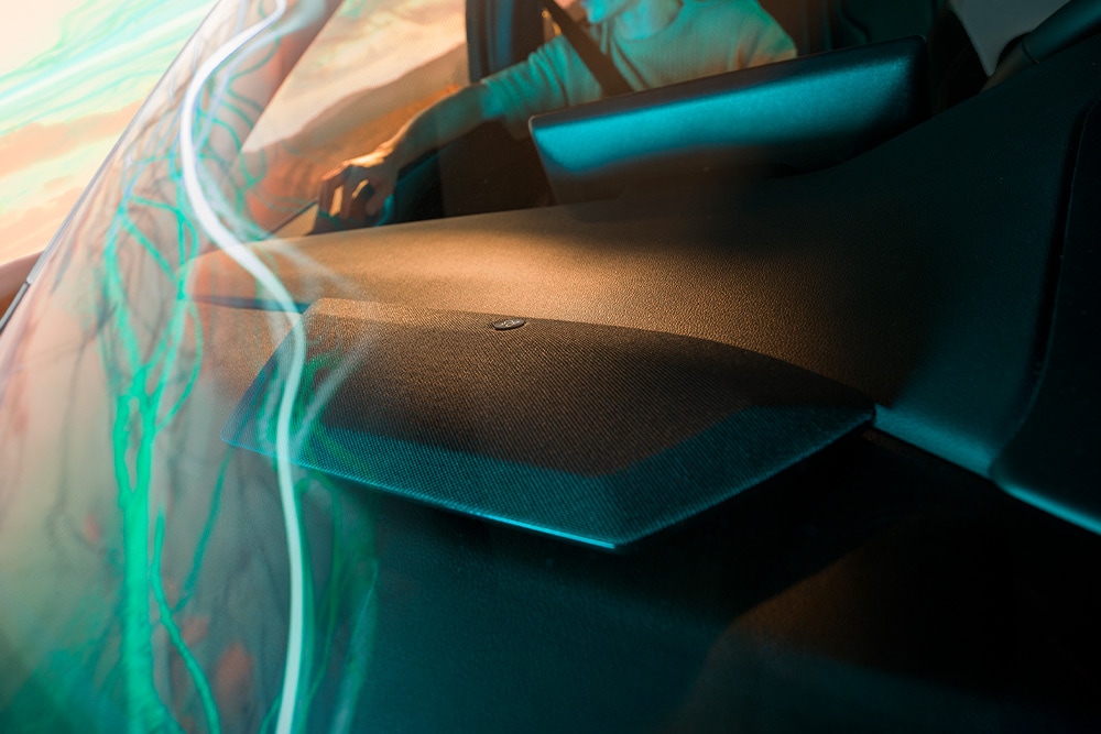 Nahaufnahme eines Lautsprechers des B&O Soundsystems im Interieur der Ford Kuga Sound Edition.
