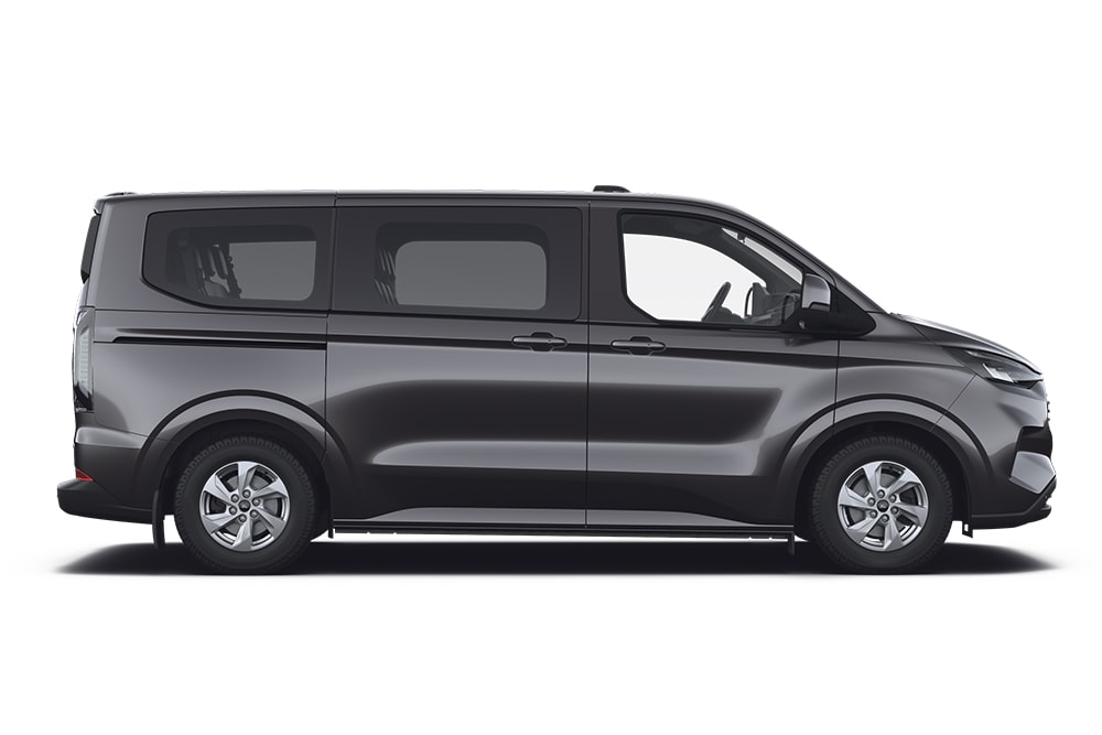 Schwarzer Ford Tourneo Custom, Teil der Großraumlimousinen- und Kleinbus-Reihe von Ford.