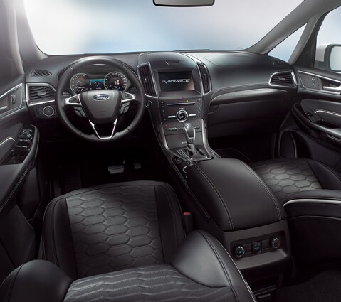 Ford S-MAX Vignale Hybrid Innenraum Lenkrad und Mittelkonsole
