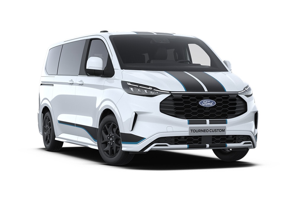 Vordere linke Ecke eines weissen Ford Tourneo Custom Sport.