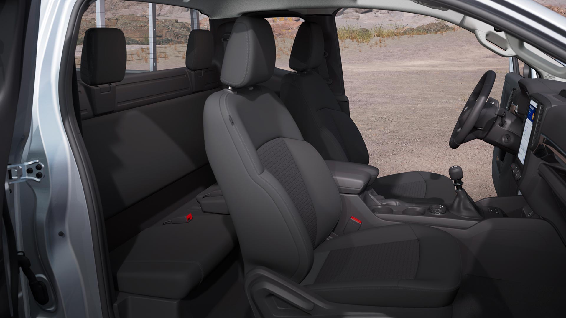 Profilansicht durch den Kabineninnenraum eines Ford Ranger XLT mit Extrakabine.