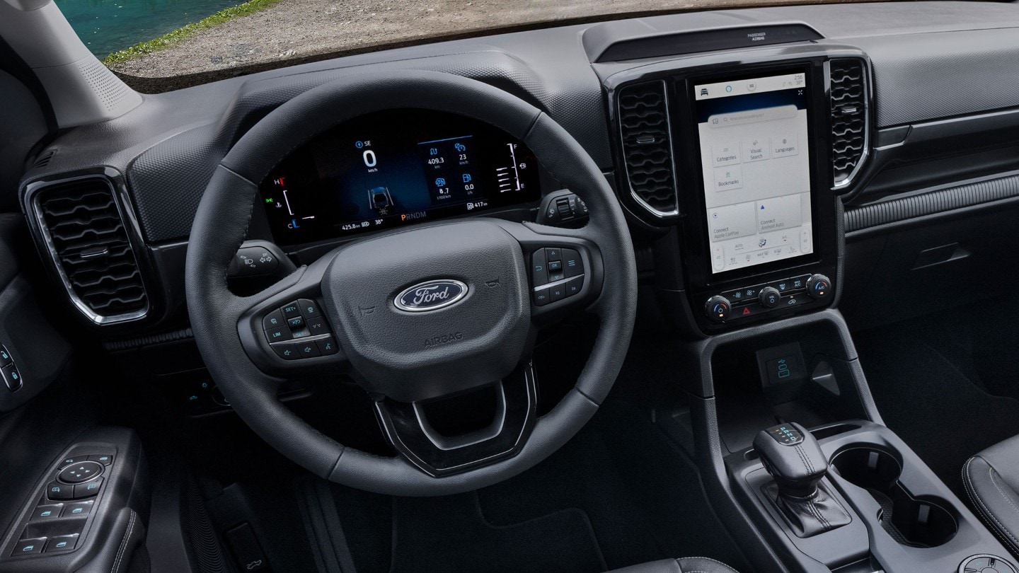 Ford Ranger Detailansicht Mittelkonsole mit Automatikgetriebe