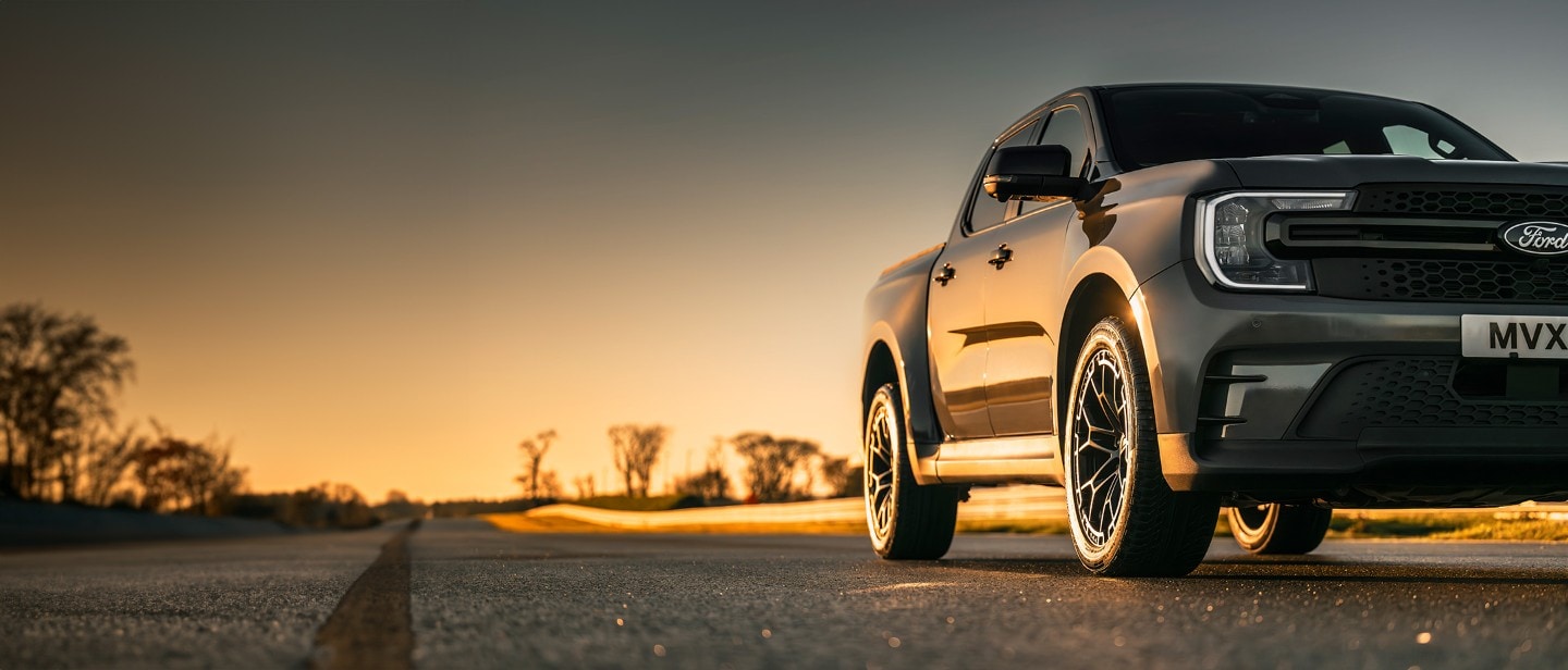 Ford Ranger MSRT in der Sonne