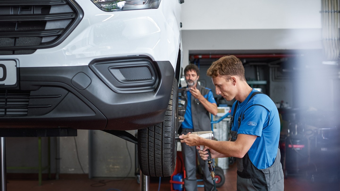 Ford Reifenservice